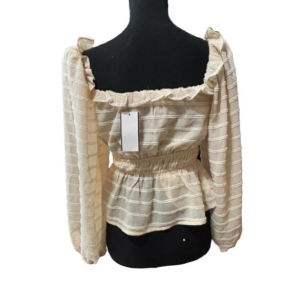 ASTR The Label NWT Off The Shoulder Blouse Sz XS Puff Sleeves Shimmer Peplum Top - Picture 4 of 5